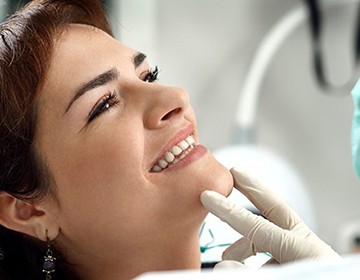 Woman with healthy teeth and gums